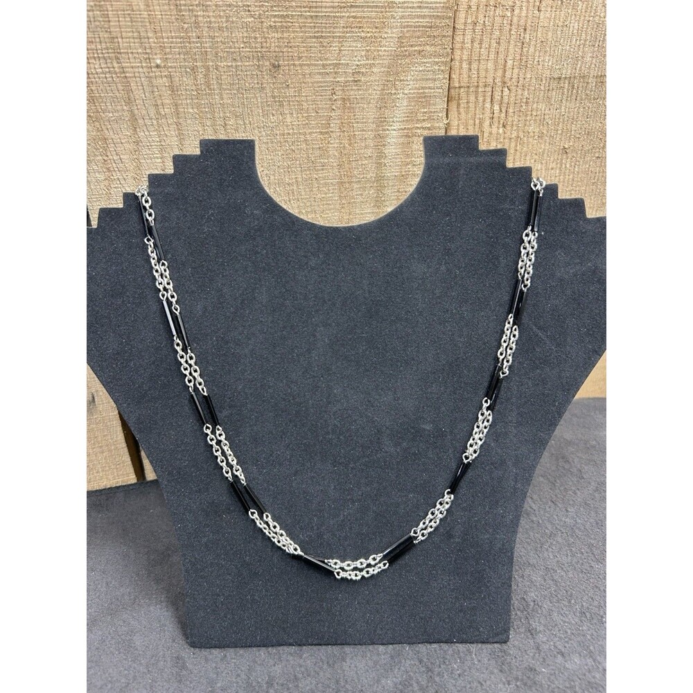 Vintage 1970's Signed Park Lane JET SET Silver Tone 52" Necklace J157